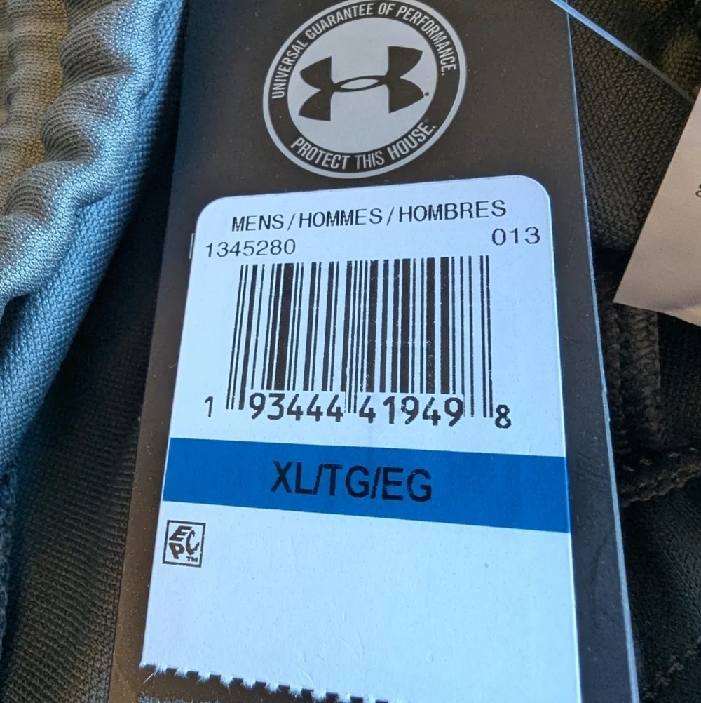 Under Armour Men's Charcoal Joggers, Zipper Ankle Size XL New With Tags - Picture 12 of 12